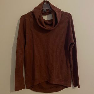 Maroon fashion sweater